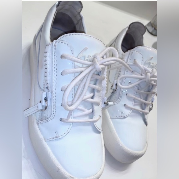 Giuseppe Zanotti white sneakers - Picture 1 of 2